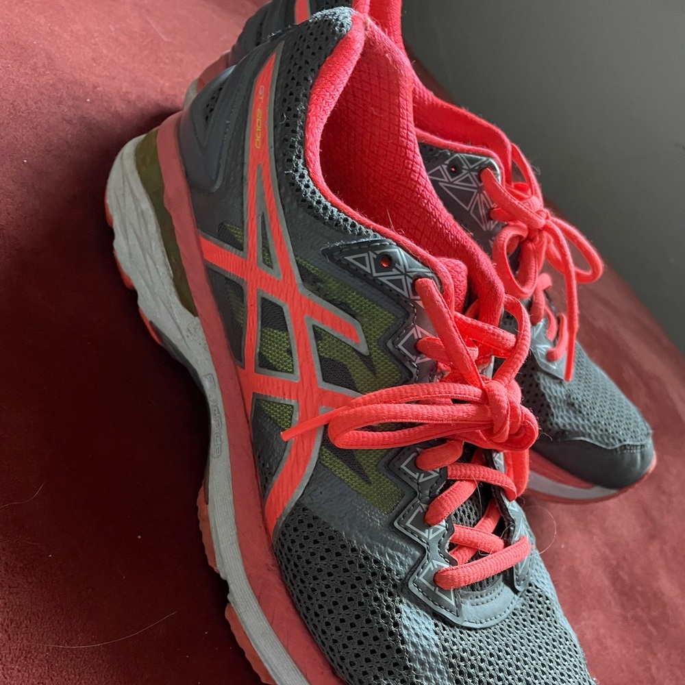 ASICS running/workout shoes